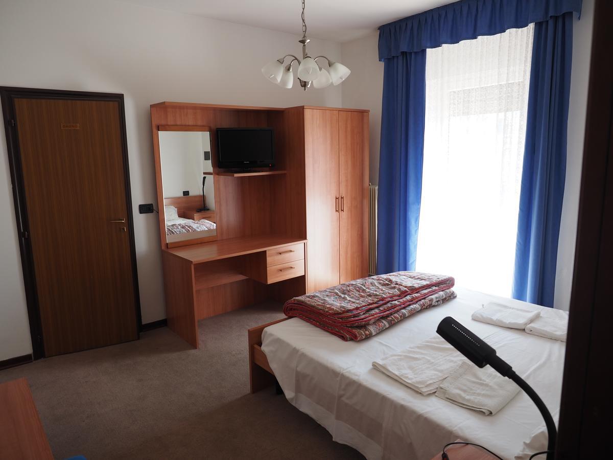 Albergo Alla Stazione Roncegno Buitenkant foto